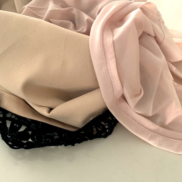 Lace strapless dress. Size small🟢 - Picture 10 of 11